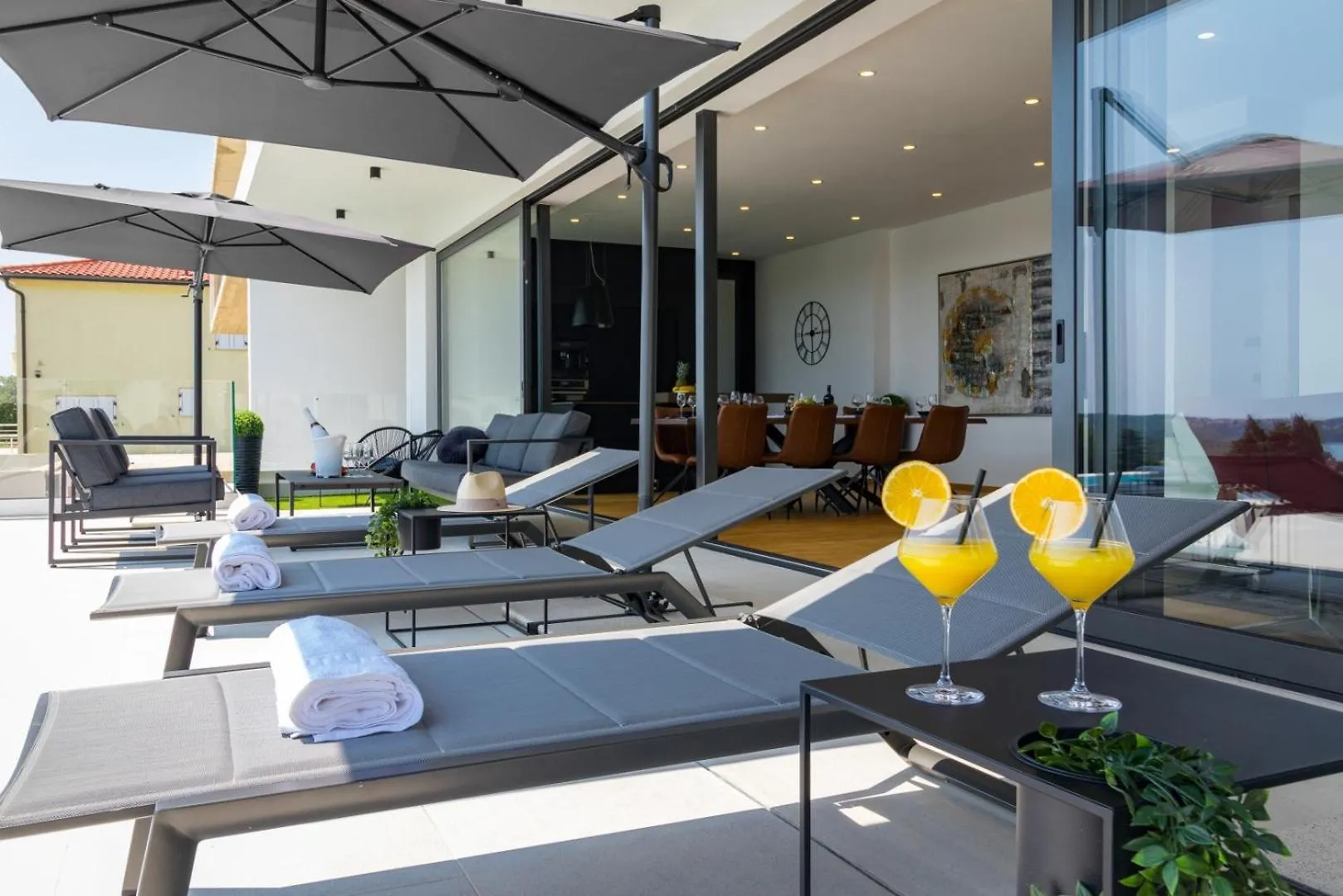 Luxury Taboo Villa & Spa In Medulin For 8 People With Heated Pool- Wellness & Sea View