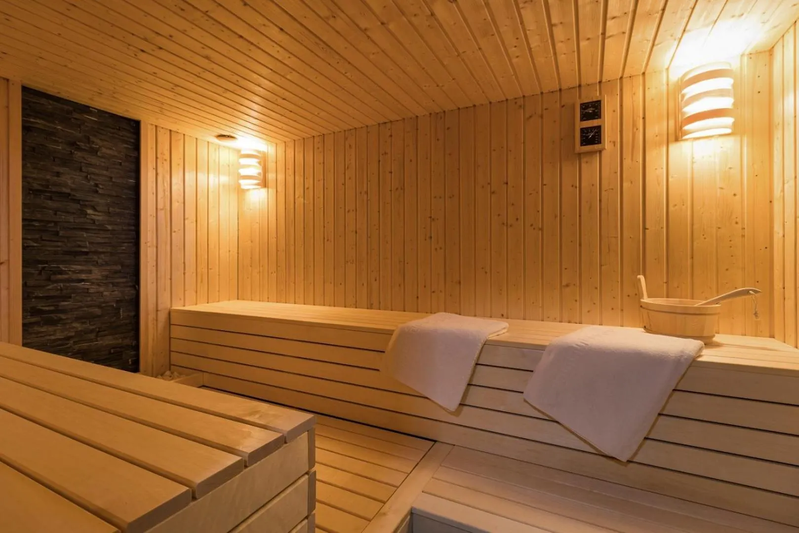 Luxury Taboo Villa & Spa In Medulin For 8 People With Heated Pool- Wellness & Sea View Croatia