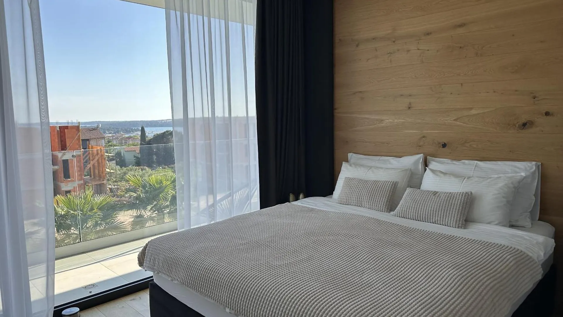 Luxury Taboo Villa & Spa In Medulin For 8 People With Heated Pool- Wellness & Sea View 0*,  Croatia
